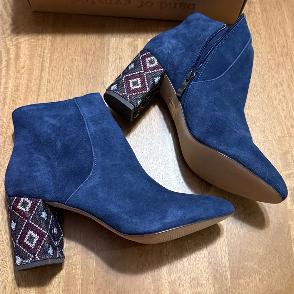 band of gypsies Wild Heart Navy Boots SZ 8.5